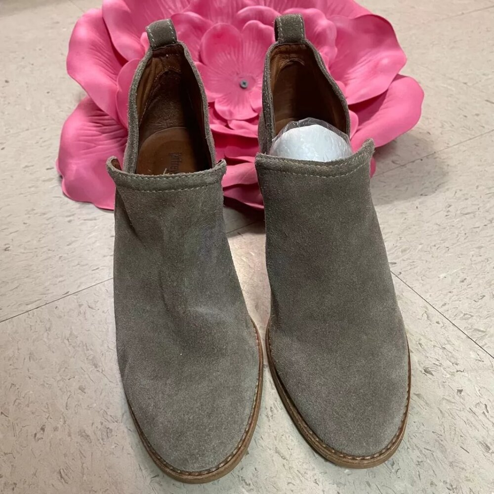 JEFFREY CAMPBELL Womens Sz 8 Taupe Suede ROSALEE Ankle Booties Chunky Block Heel - Picture 2 of 10
